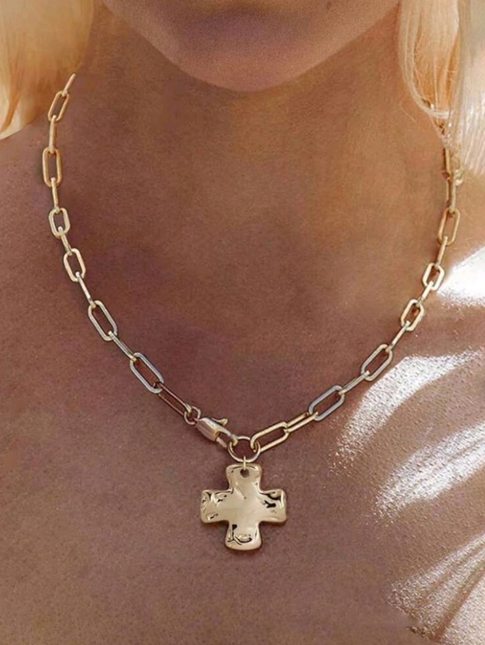 NEW! Minimalist Gold Paperclip Link Chain With Chunky Cross Pendant Necklace